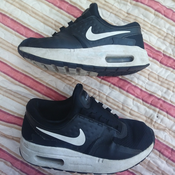 childrens size 12 nike air max